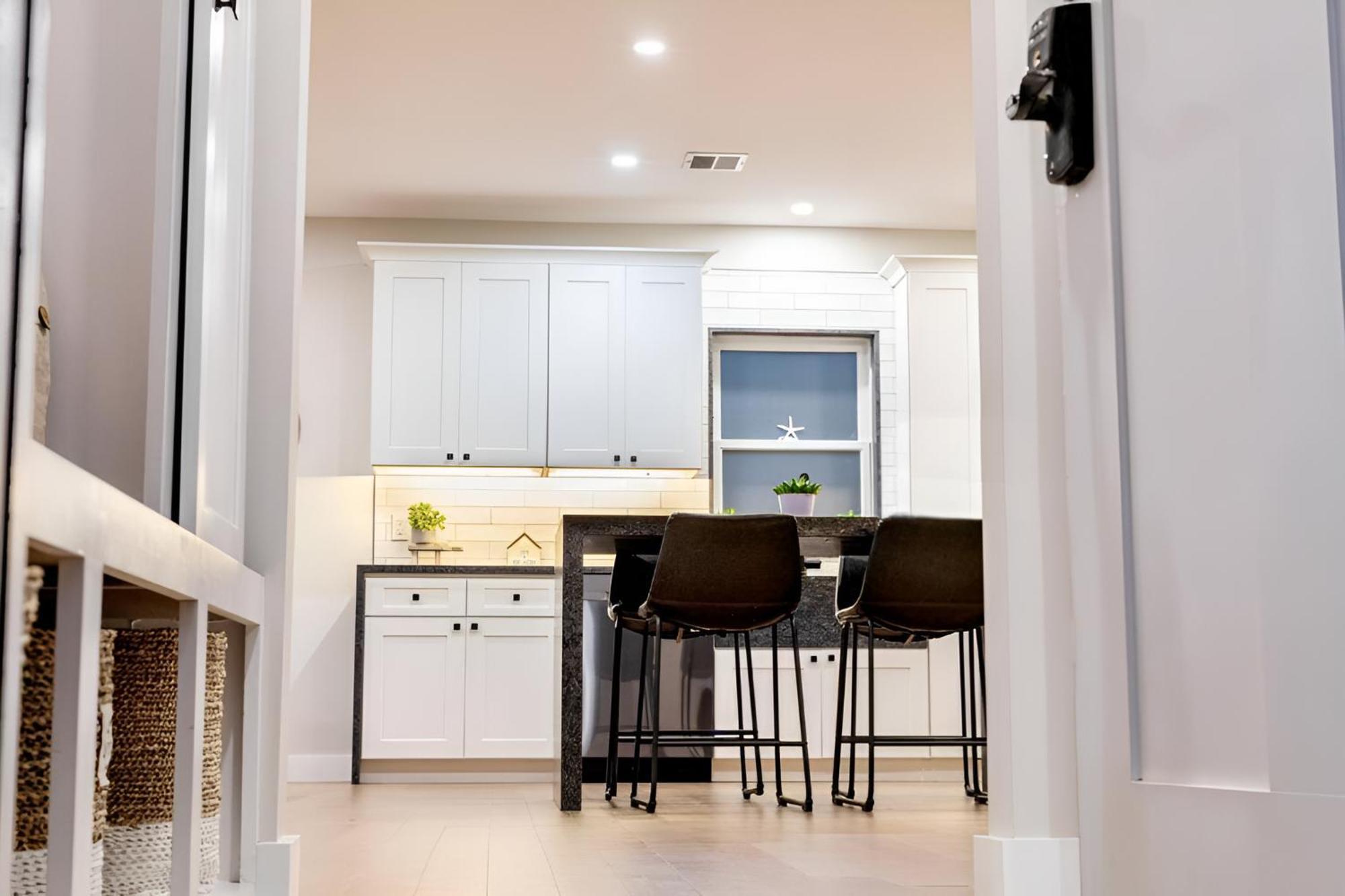 Renovated & Sophisticated Home Near Beach & Shops! Barnstable Exterior foto