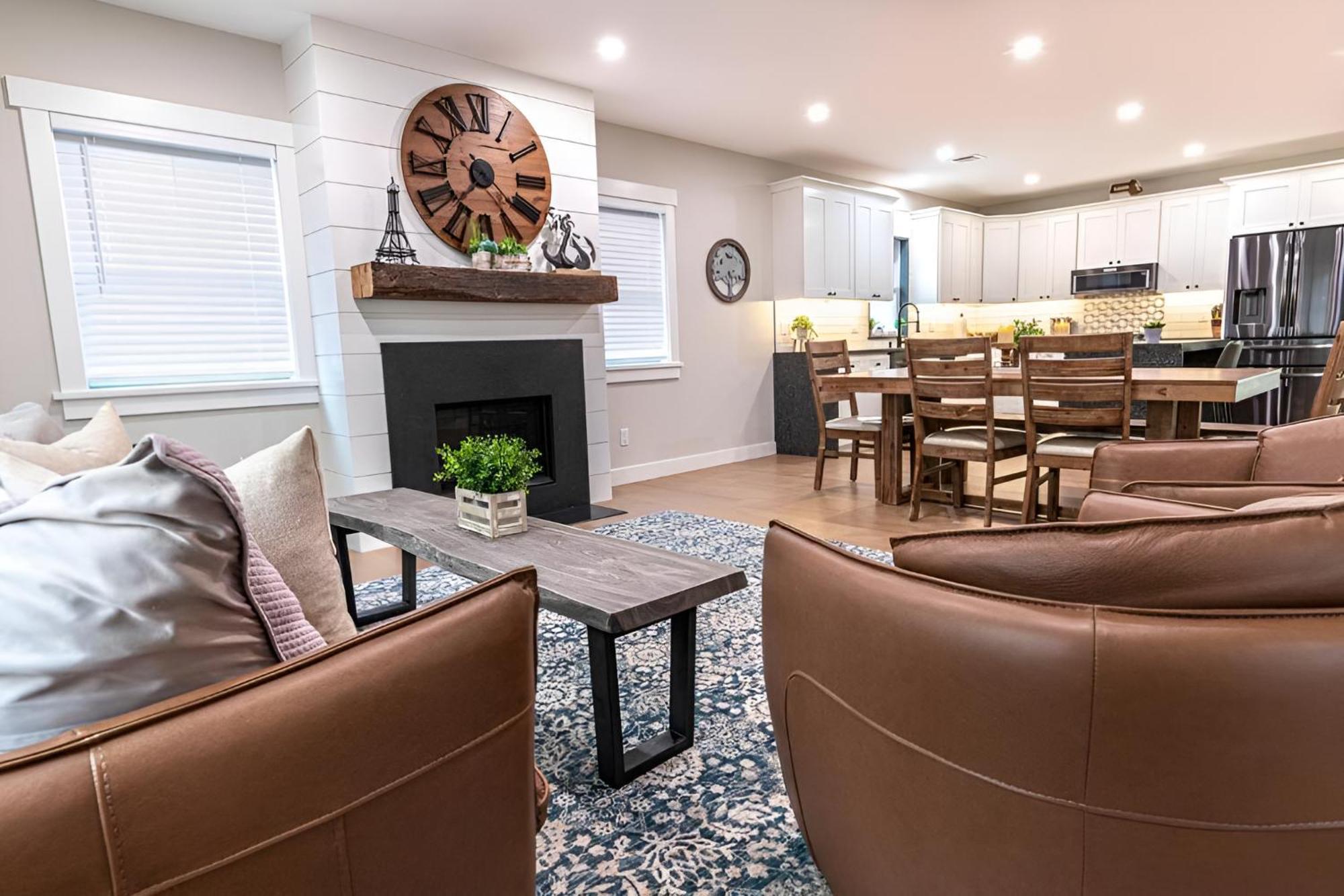 Renovated & Sophisticated Home Near Beach & Shops! Barnstable Exterior foto
