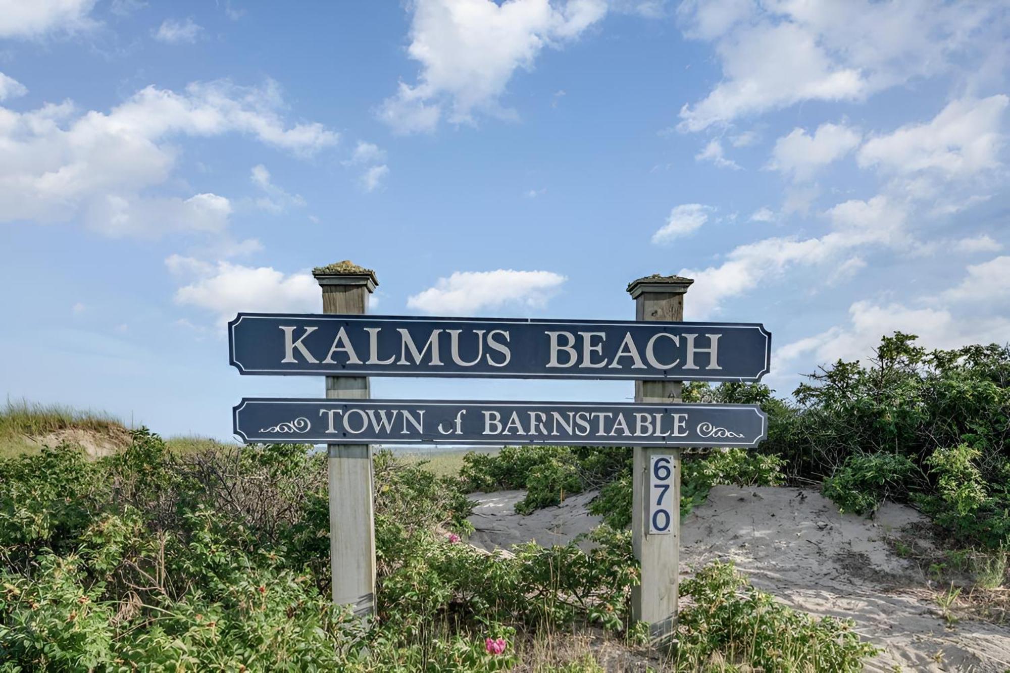 Renovated & Sophisticated Home Near Beach & Shops! Barnstable Exterior foto